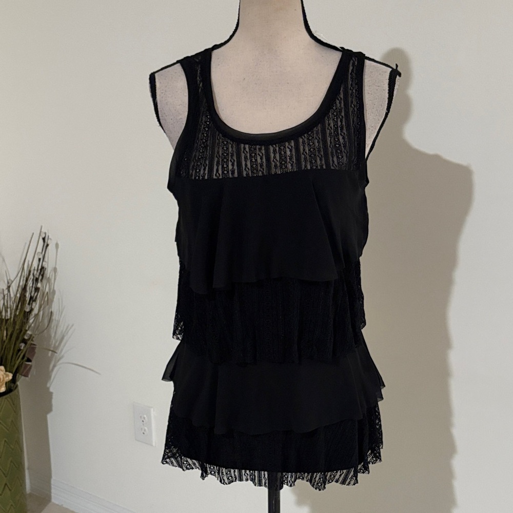 NWT White House black market, medium, layered shirt 1668
